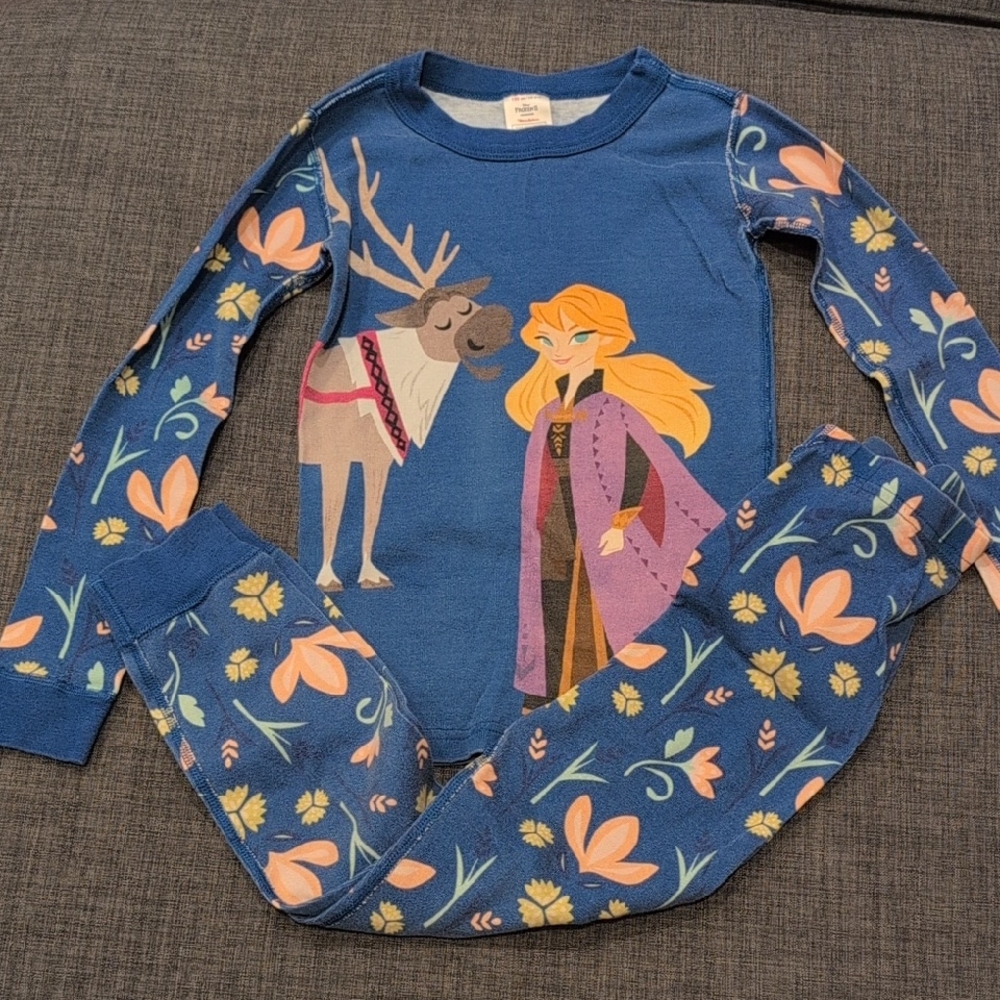 Hanna Andersson Frozen Anna Pajamas 6-7